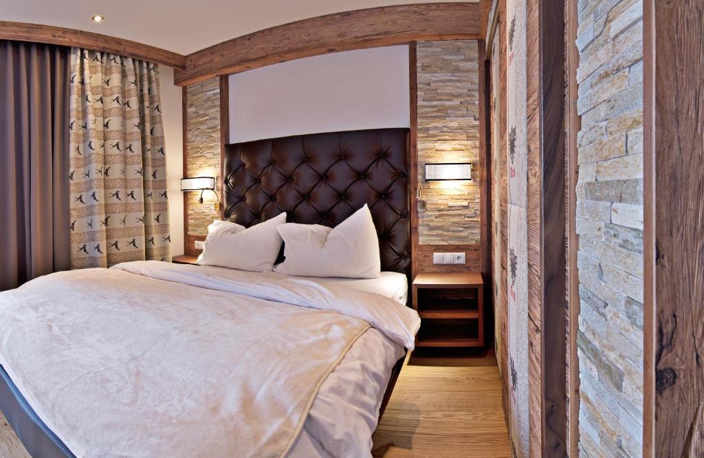 Alpenchalet Bruecke Mayrhofen Room photo